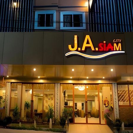 Collection O Ja Siam City Pattaya Exterior photo