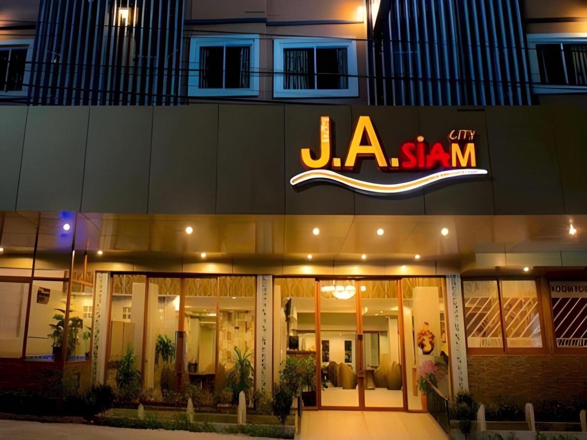Collection O Ja Siam City Pattaya Exterior photo